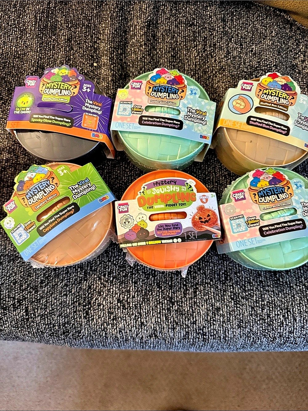 Crazy Fun Mystery Dumpling Toy Set NWT
